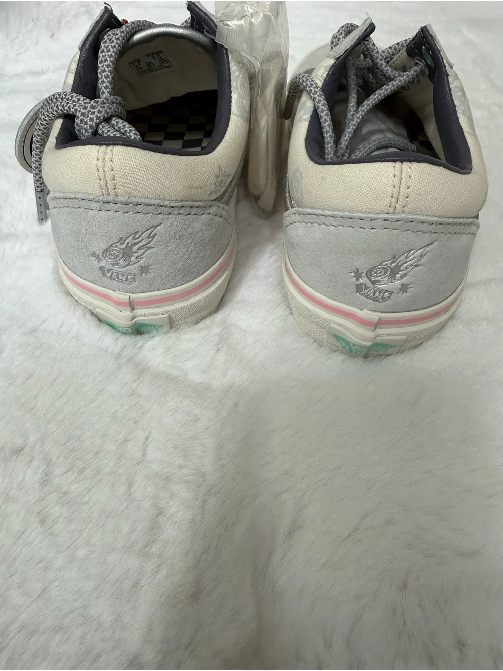 Vans x POP MART HIRONO Old Skool Sneakers Women’s 8 New